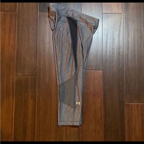 Under Armour Leggings    - Picture 4 of 5